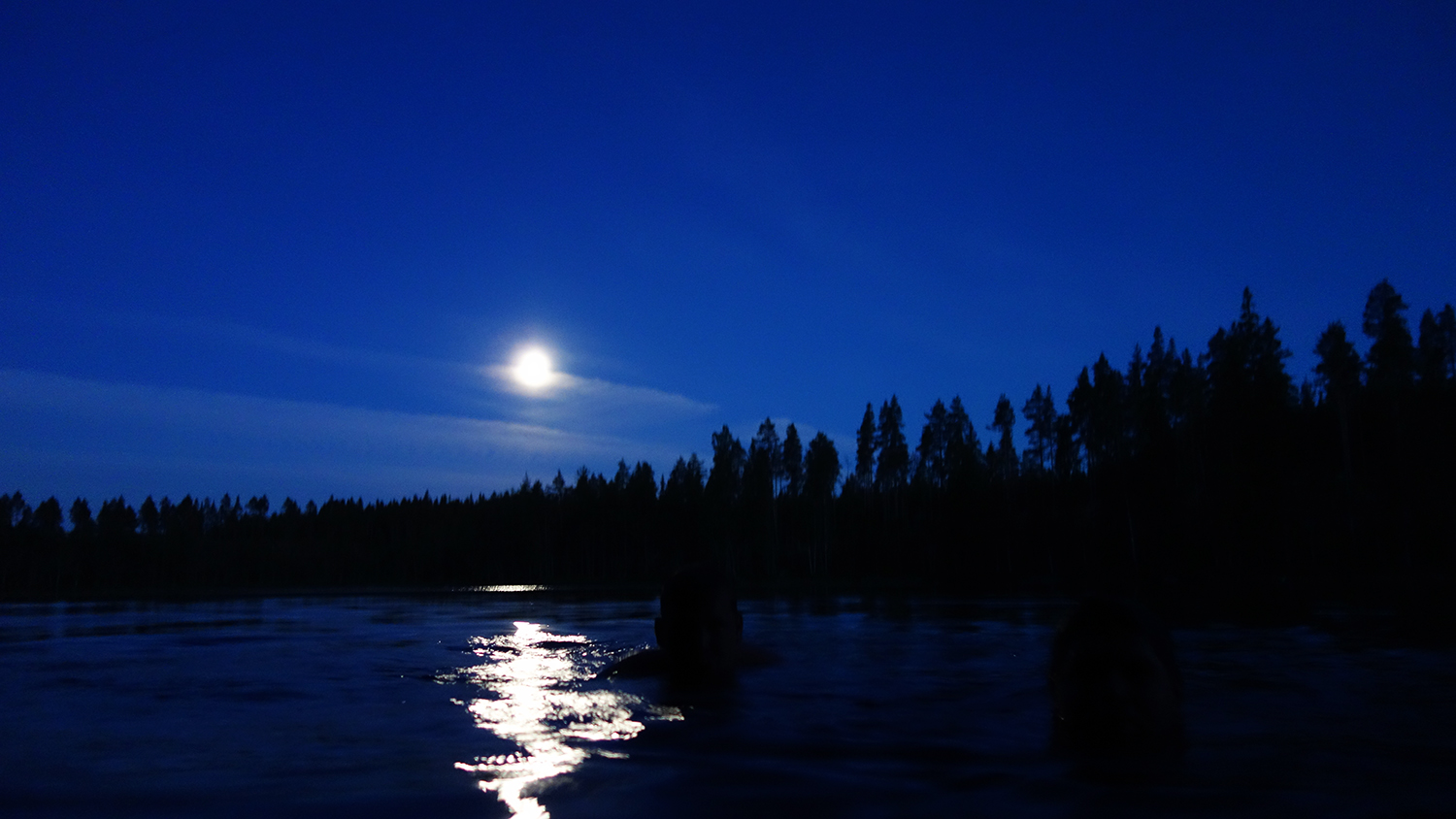 natt kloten månsken